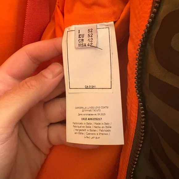 Moschino Green parka with fur trim - Picture 7 of 10